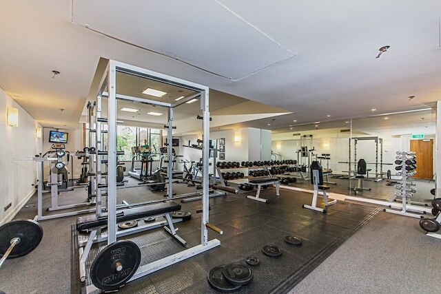 メトロポリス 2 ベッドルーム