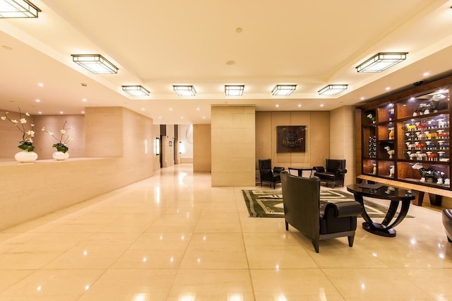 メトロポリス 2 ベッドルーム