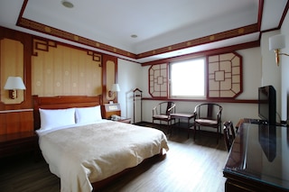 フアドゥ ホテル (華都飯店)