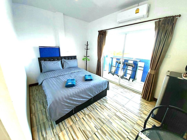 ニュートロン バンガロー