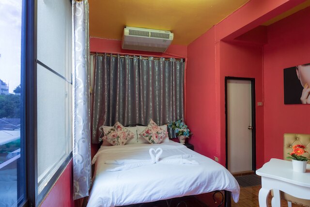 デ・スカイ・スクンビット・エカマイ