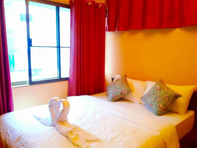 デ・スカイ・スクンビット・エカマイ