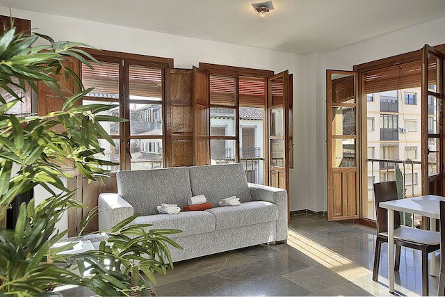 グラナクスペリエンス アティコ カテドラル