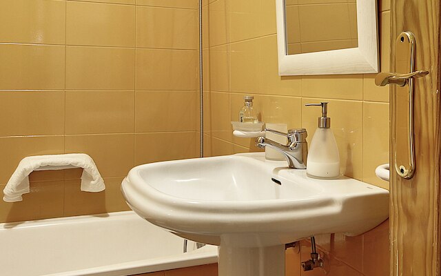 グラナエクスペリエンス アパルタメント ゾナ カテドラル