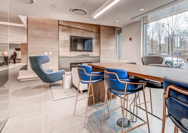 ブルーバード スイーツ ニア MIT