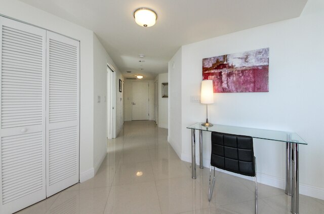 ブルーバード スイーツ イン ブリッケル