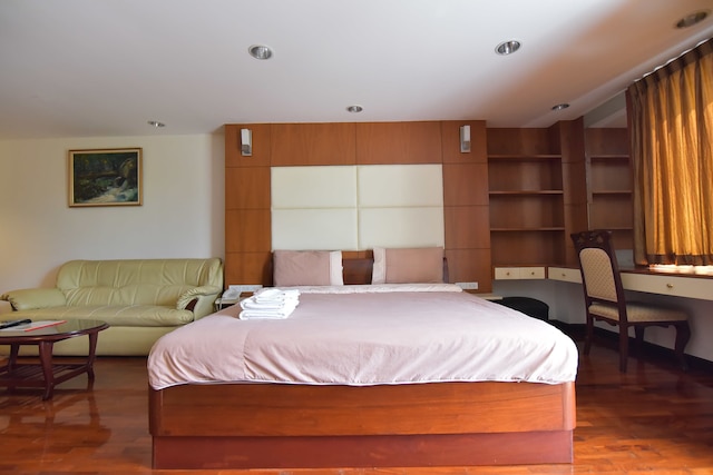 エイト ヴィレ アパートメント