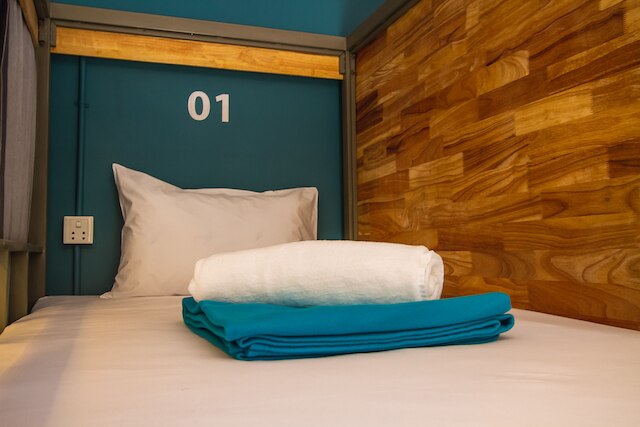 スリープ ポッド ホステル