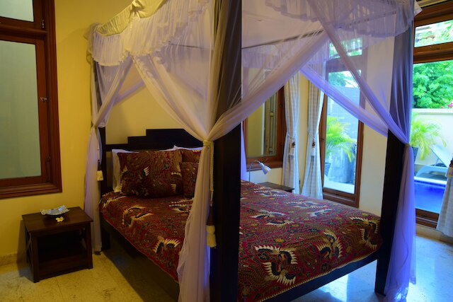 ヴィラ プトゥ ミラ バイ マハ バリ