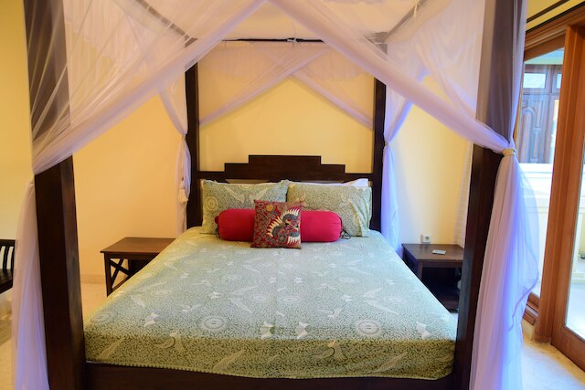 ヴィラ プトゥ ミラ バイ マハ バリ