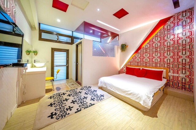 キャット レイジー B&B (貓偷懶民宿)