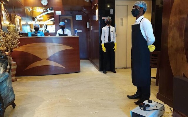 ホテル ホワイト ハウス