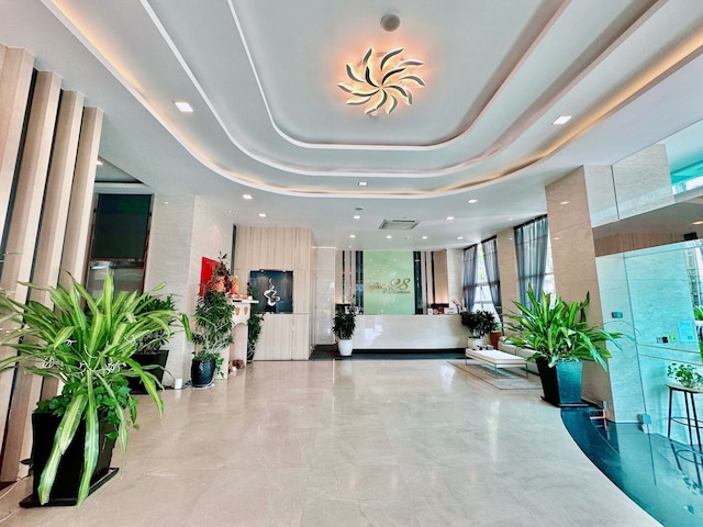 インフィニティ 28 ホテル & レジデンス