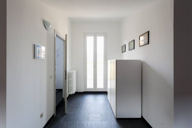 アメディ アパートメント イント11