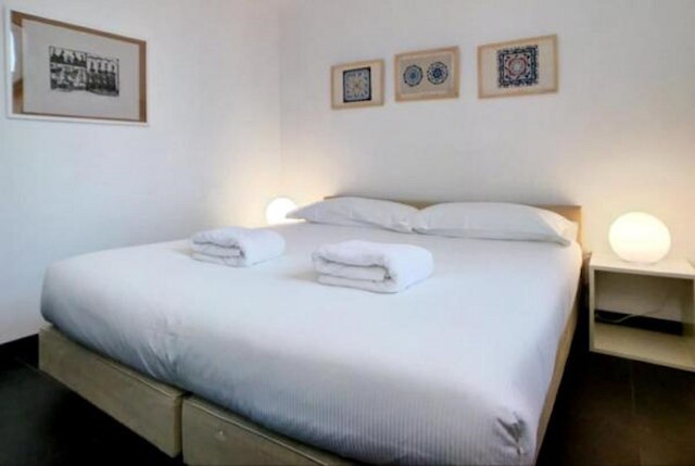 アメディ アパートメント イント11