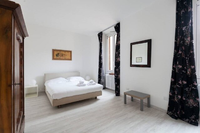 アメディ アパートメント イント 7