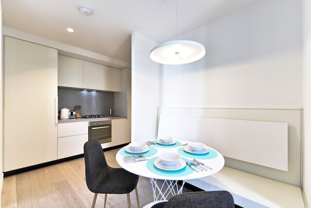 ドモ アパートメンツ エンパイア