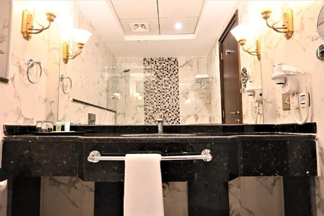 クリスタル プラザ アル マジャズ ホテル