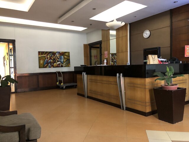 スタジオ アパートメント アッ トタギック マニラ