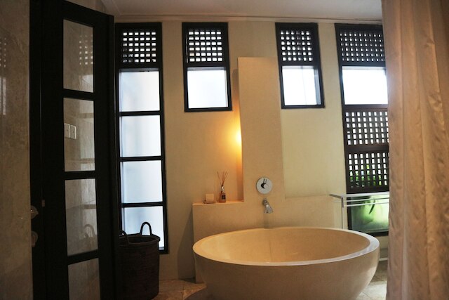 ヴィラ セミニャック ウィリアム