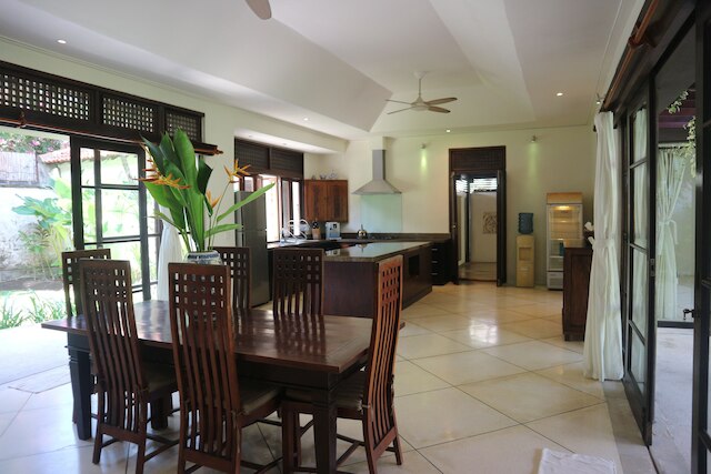 ヴィラ セミニャック ウィリアム