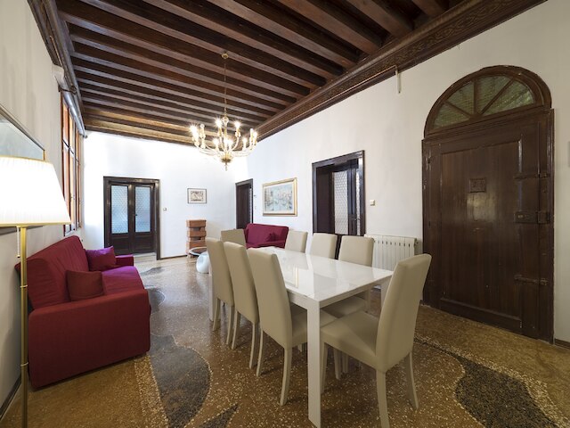 サン マルコ シアヴォーニ アパートメント