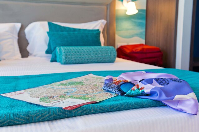 フライ デコ ホテル