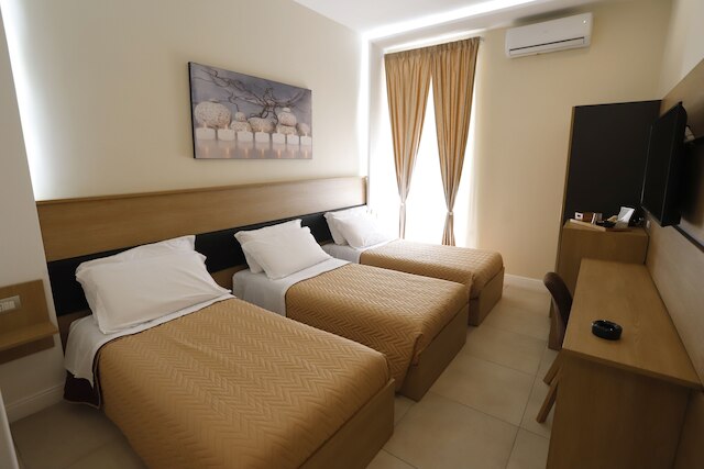 ヴィクトリア ホテル B&B