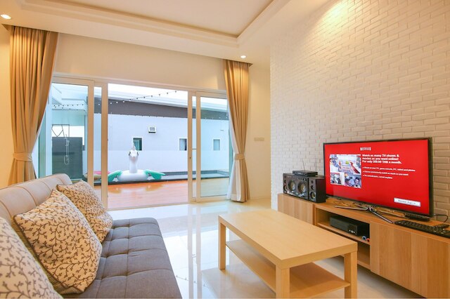 プールタイム ヴィラ