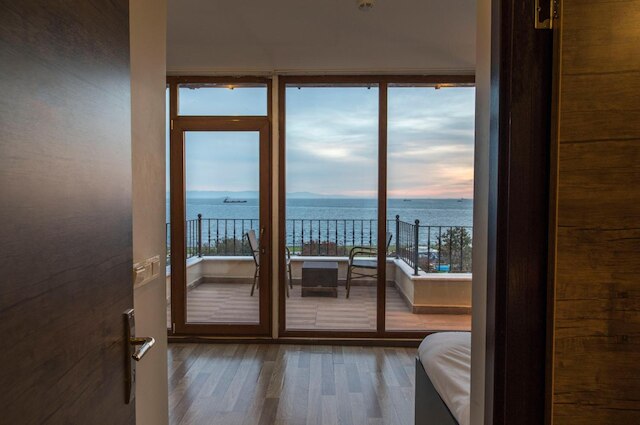 ブコレオン ホステル