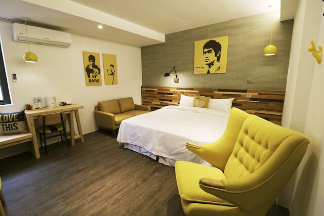 パインストーン イン