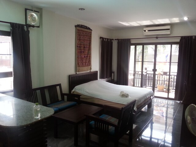 ファー アパートメント