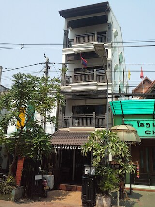 ファー アパートメント