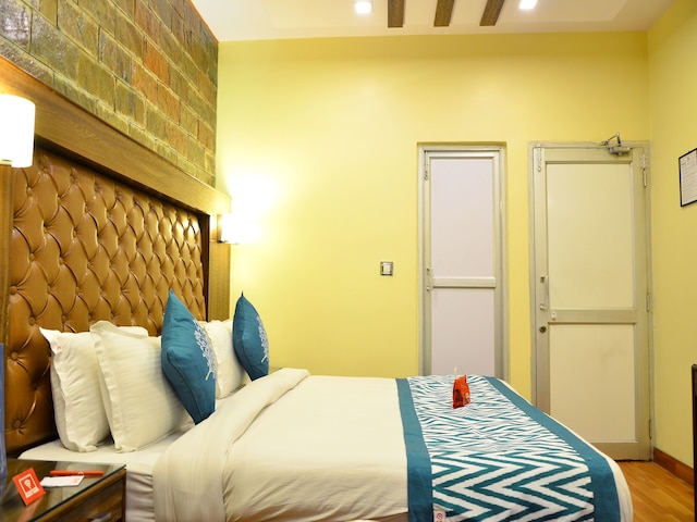 OYO 2902 ホテル ラルズ ハベリ