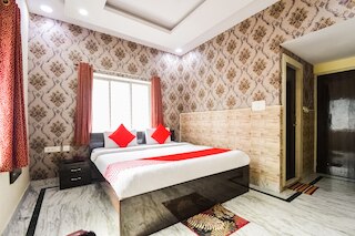 OYO 12819 ザ オリーブ