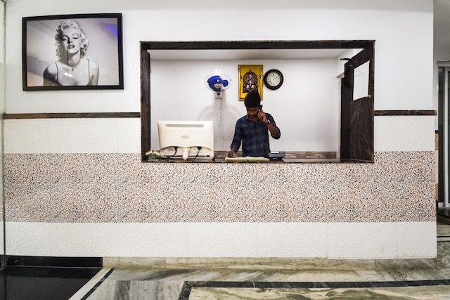 OYO 12819 ザ オリーブ