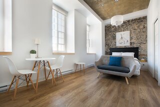 レ ロフ ドゥ ビュード バイ レ ロフ ヴューケベック