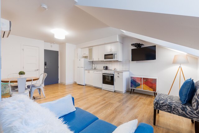 レ ロフ ドゥ ビュード バイ レ ロフ ヴューケベック