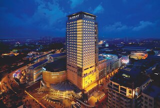 セント・ジャイルズブールバードホテル