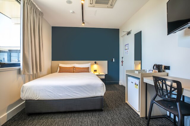 ナイトキャップ アット シャルドンズ コーナー ホテル