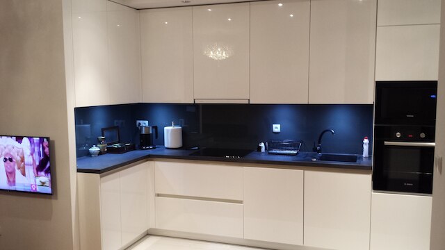 J&K アパートメンツ