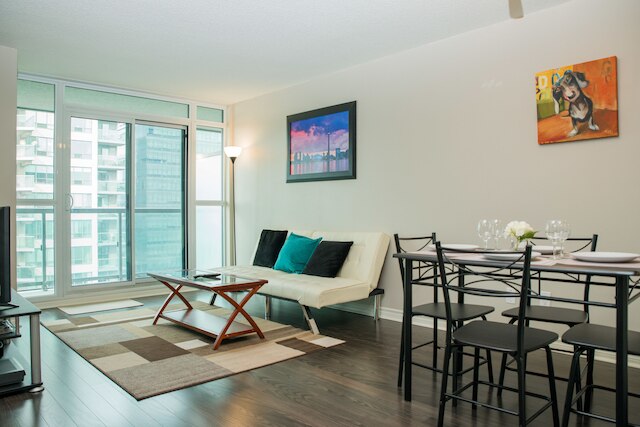 サルカー スイーツ - ダウンタウン アパートメンツ