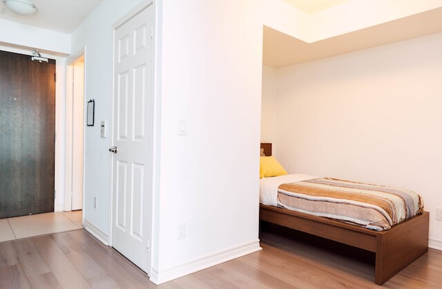 サルカー スイーツ - ダウンタウン アパートメンツ