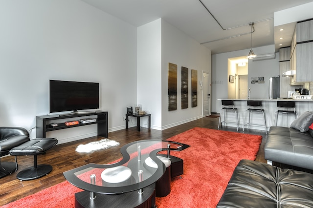 サン ローラン アパートメンツ