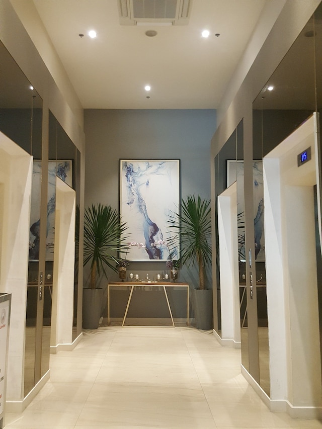 ホライズン 101 スタジオ ユニッツ バイ フェリシティ ベッドシット