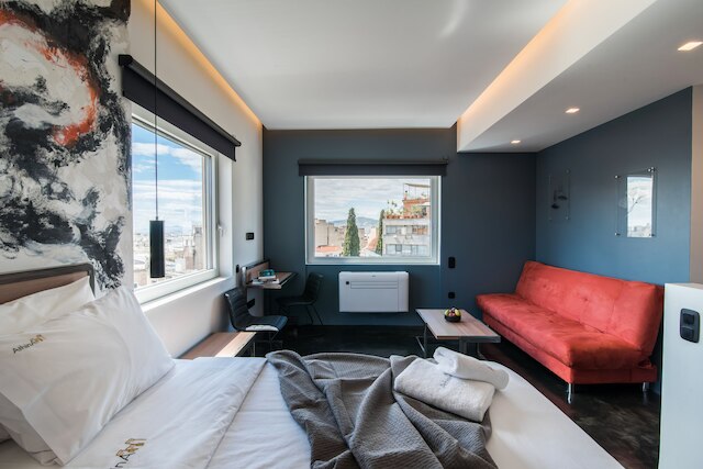 アシナ ストリートアパートメンツ