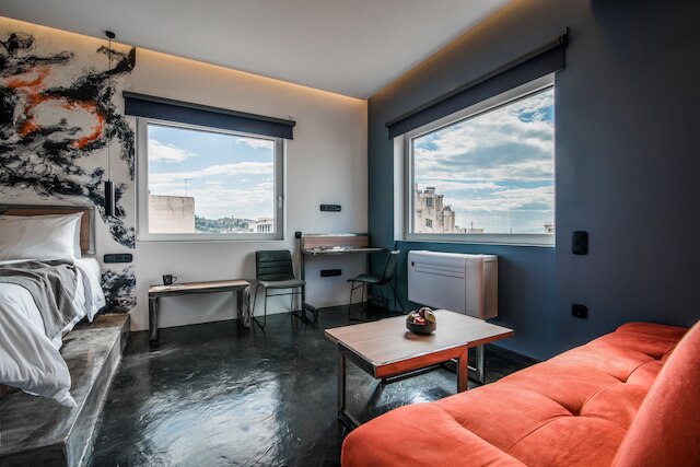 アシナ ストリートアパートメンツ