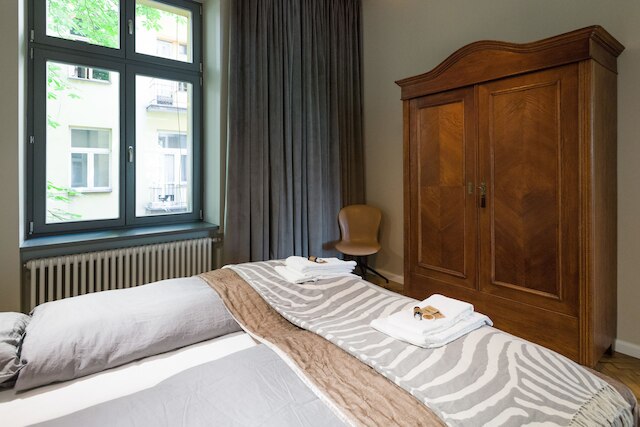 PAULOVE アパートメンツ