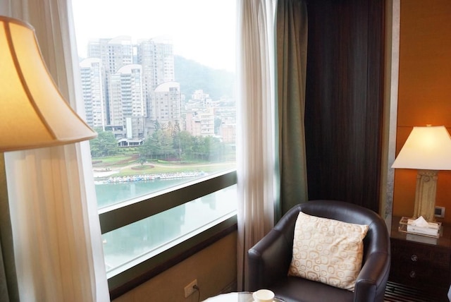 レイク ホテル (帝景飯店)