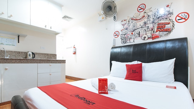 レッドドアーズ ニア アクラ サウス タギッグ